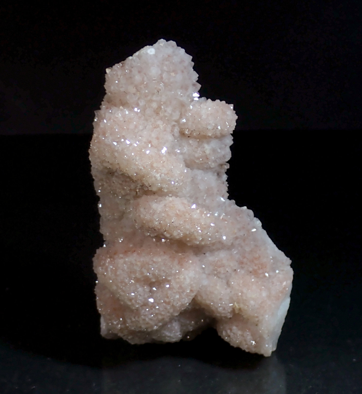 Cuarzo
Medida: 8,4 x 5,4 x 2,4 cms
(Autor: Joan Martinez Bruguera)