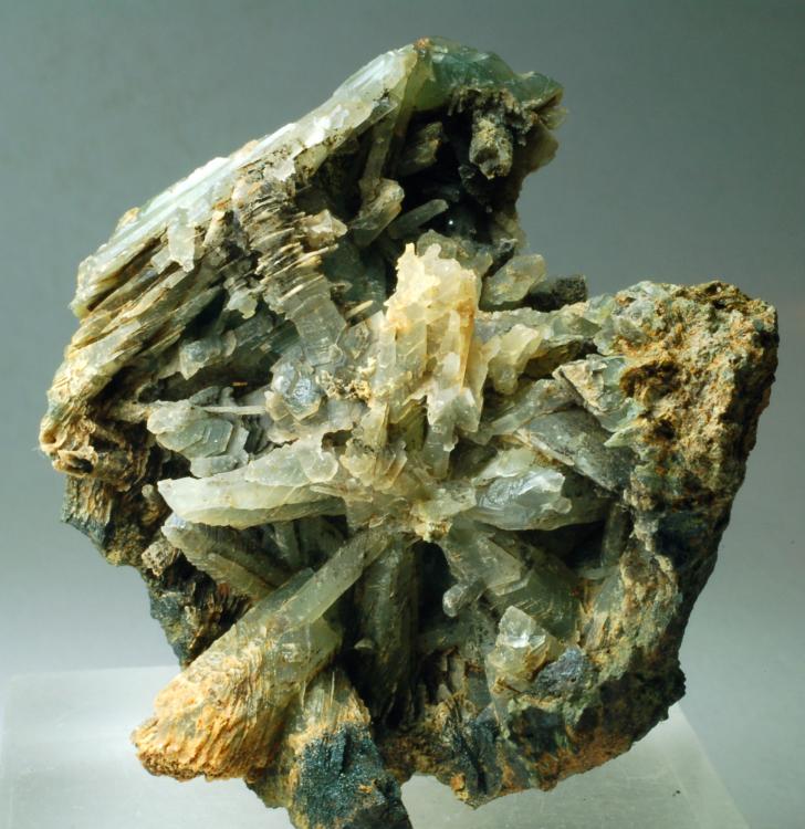 Cuarzo (variedad prasio)
55 x 50 x 30 mm
(Autor: Joan Martinez Bruguera)
