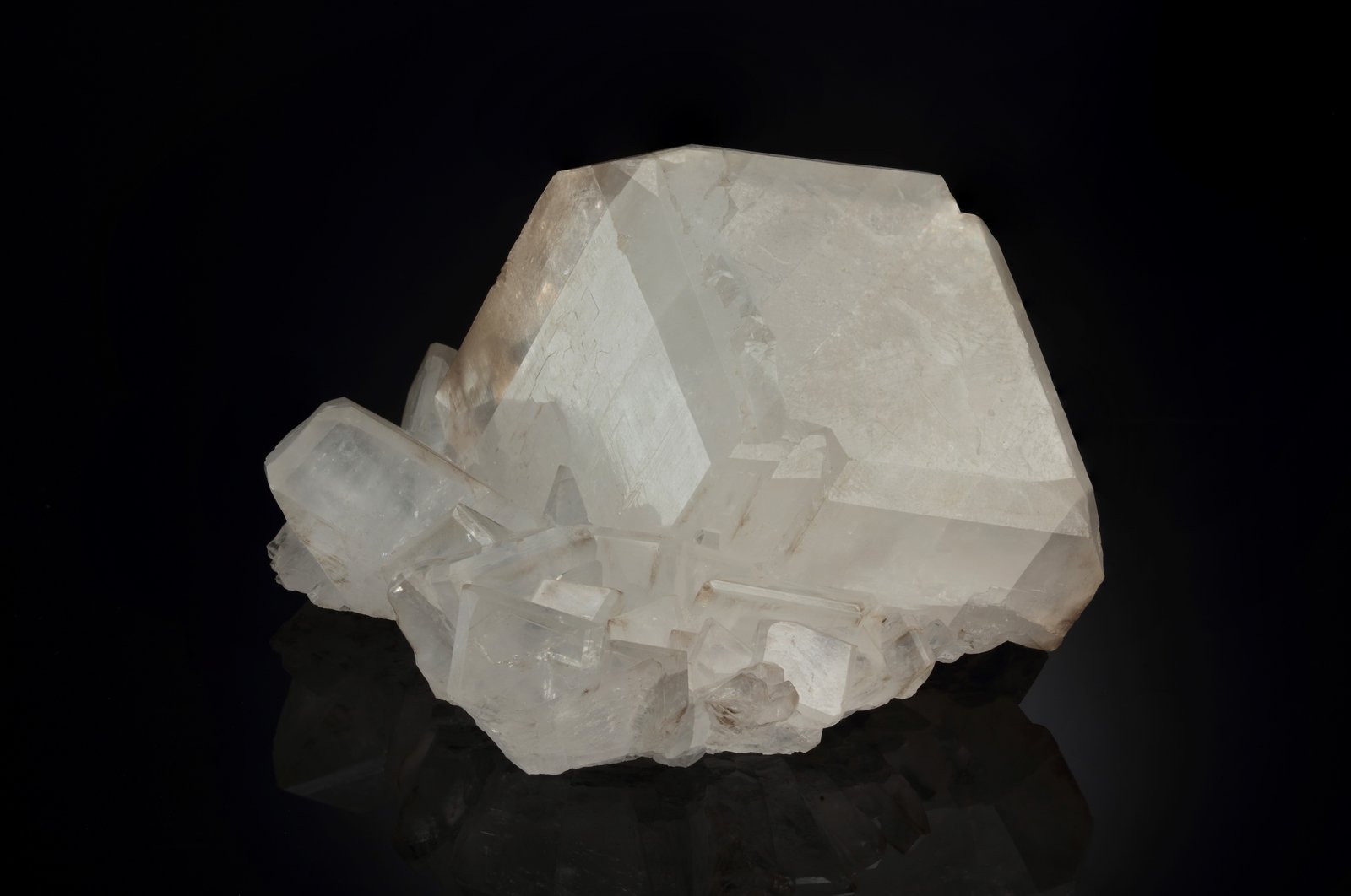 Colemanita
8 x 8.5 x 5 cm / cristal principal: 7.3 cm
(Autor: Museo MIM)