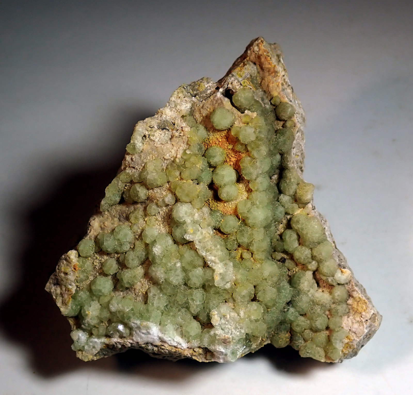 Fluorita
Medida: 8,0 x 7,6 x 2,4 cms
(Autor: Joan Martinez Bruguera)
