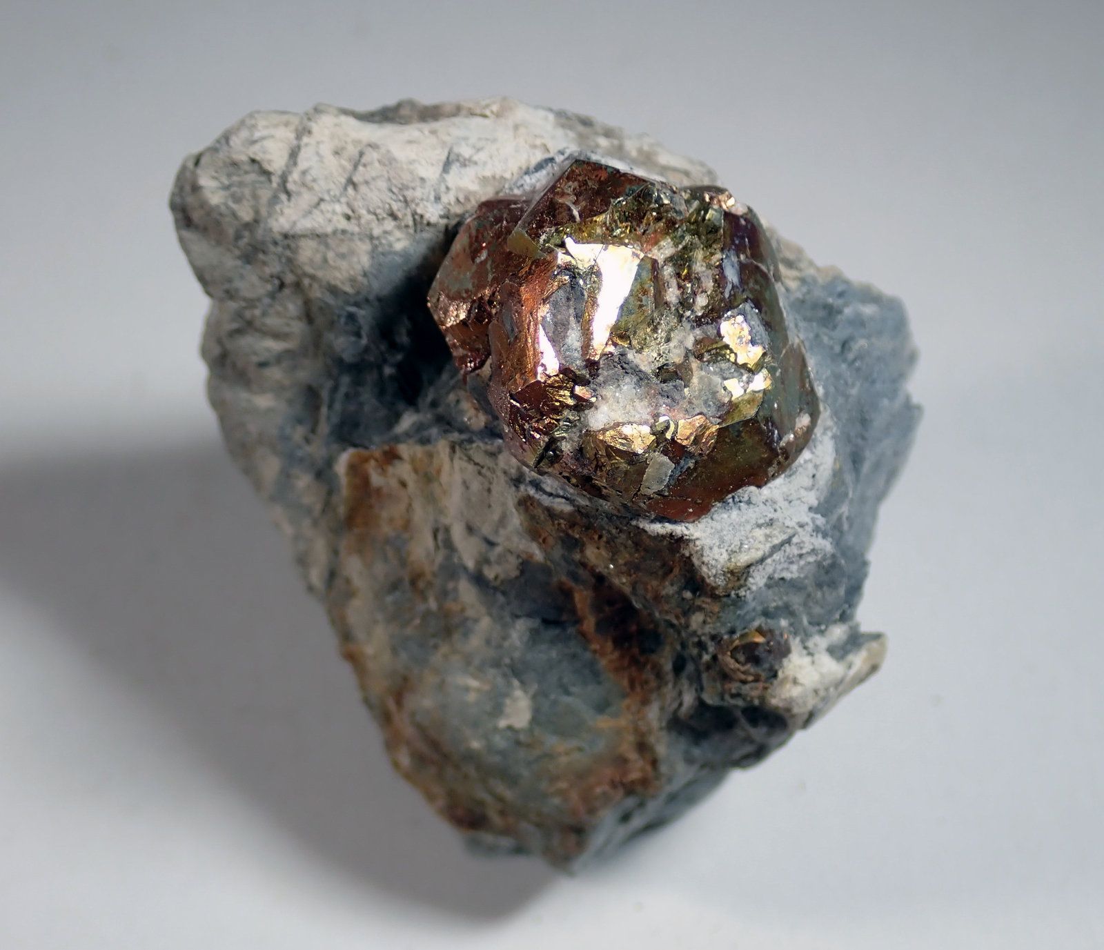 Pirita
Medida: 7,6 x 6,4 x 5,0 cms
(Autor: Joan Martinez Bruguera)