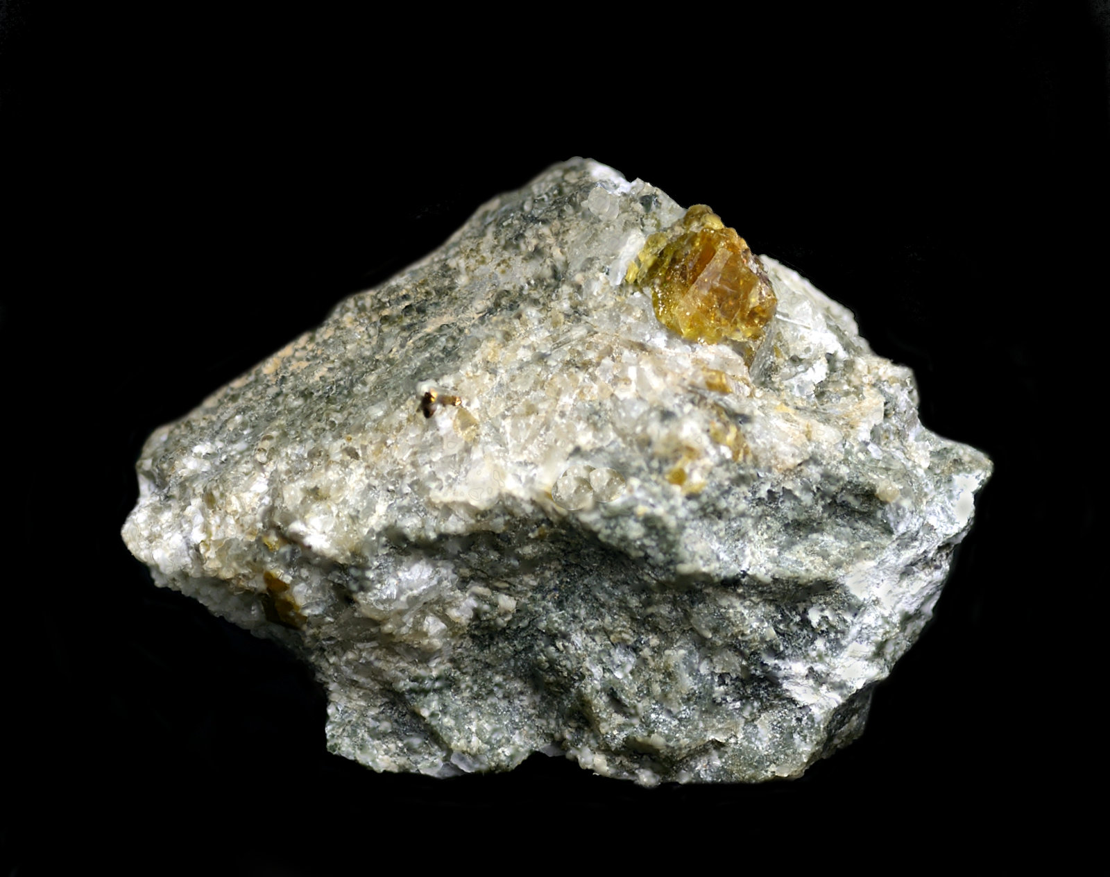 Titanita
Cristal de 10 mm.
(Autor: Antonio Carmona)