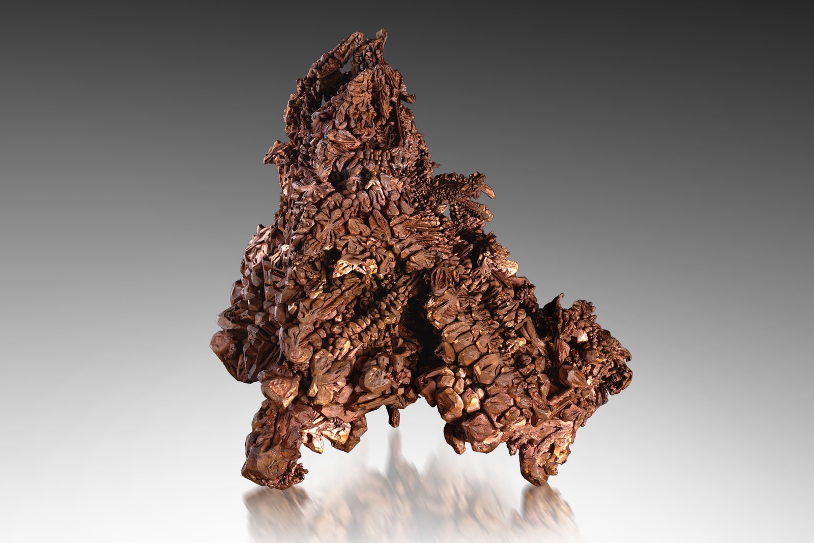 Cobre
15 x 8 x 12 cm / Cristal principal: 3.3 cm
(Autor: Museo MIM)