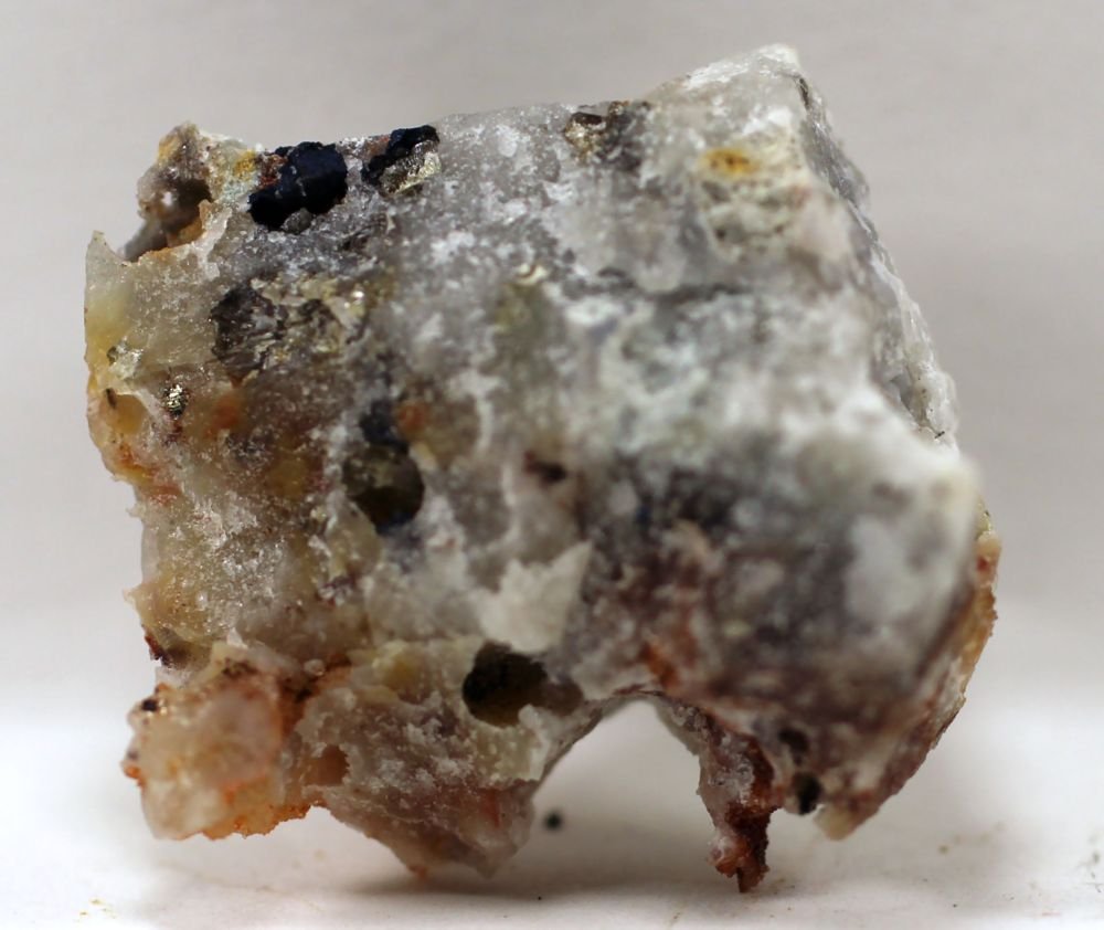 Covellita
22 x 19 x 11 mm.
(Autor: José Luis Zamora)