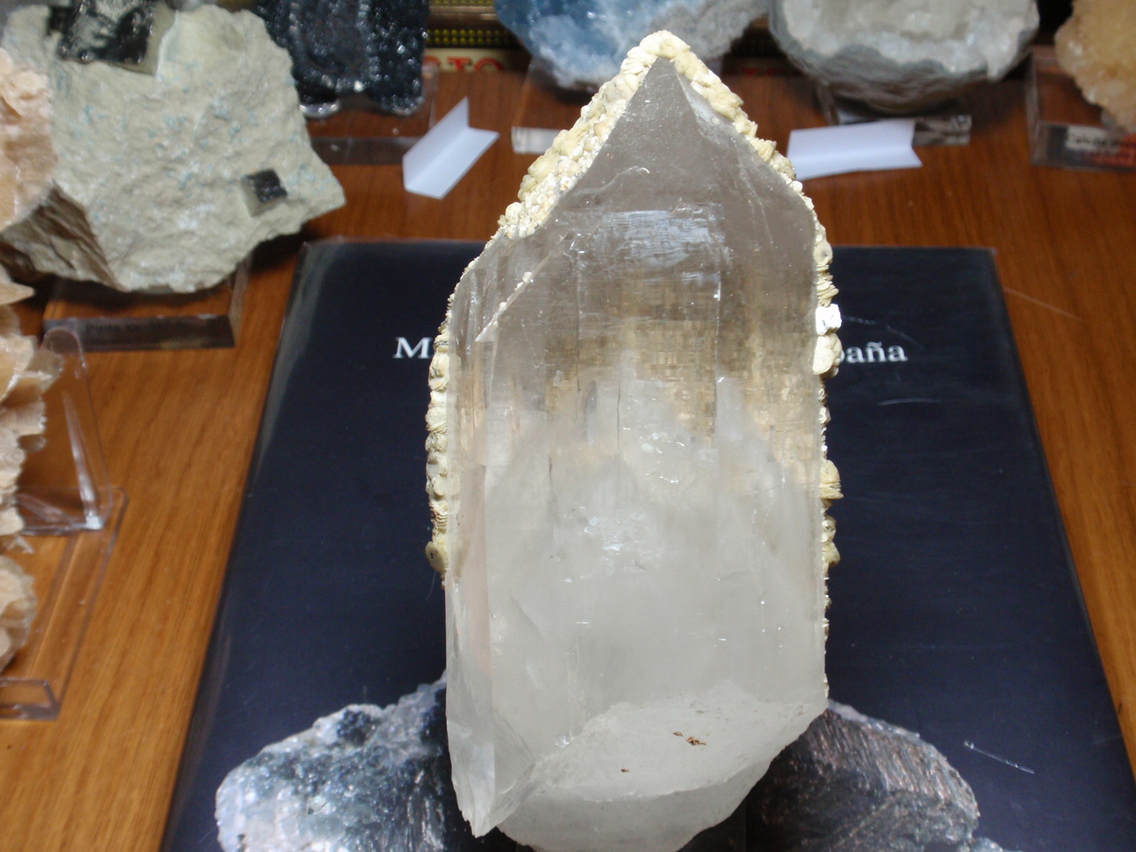 Cuarzo (variedad cristal de roca)
55x130 mm
(Autor: Ignacio)