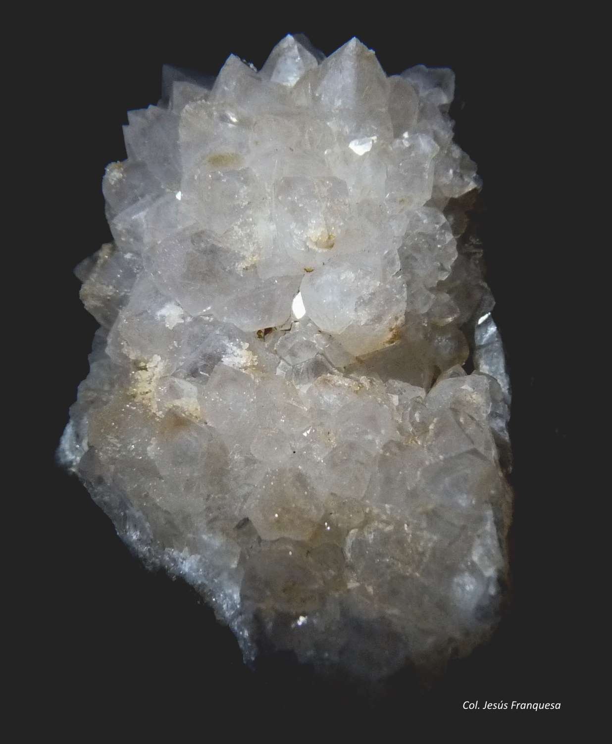 Cuarzo.
80x50 mm
(Autor: Jesus Franquesa Baucells)