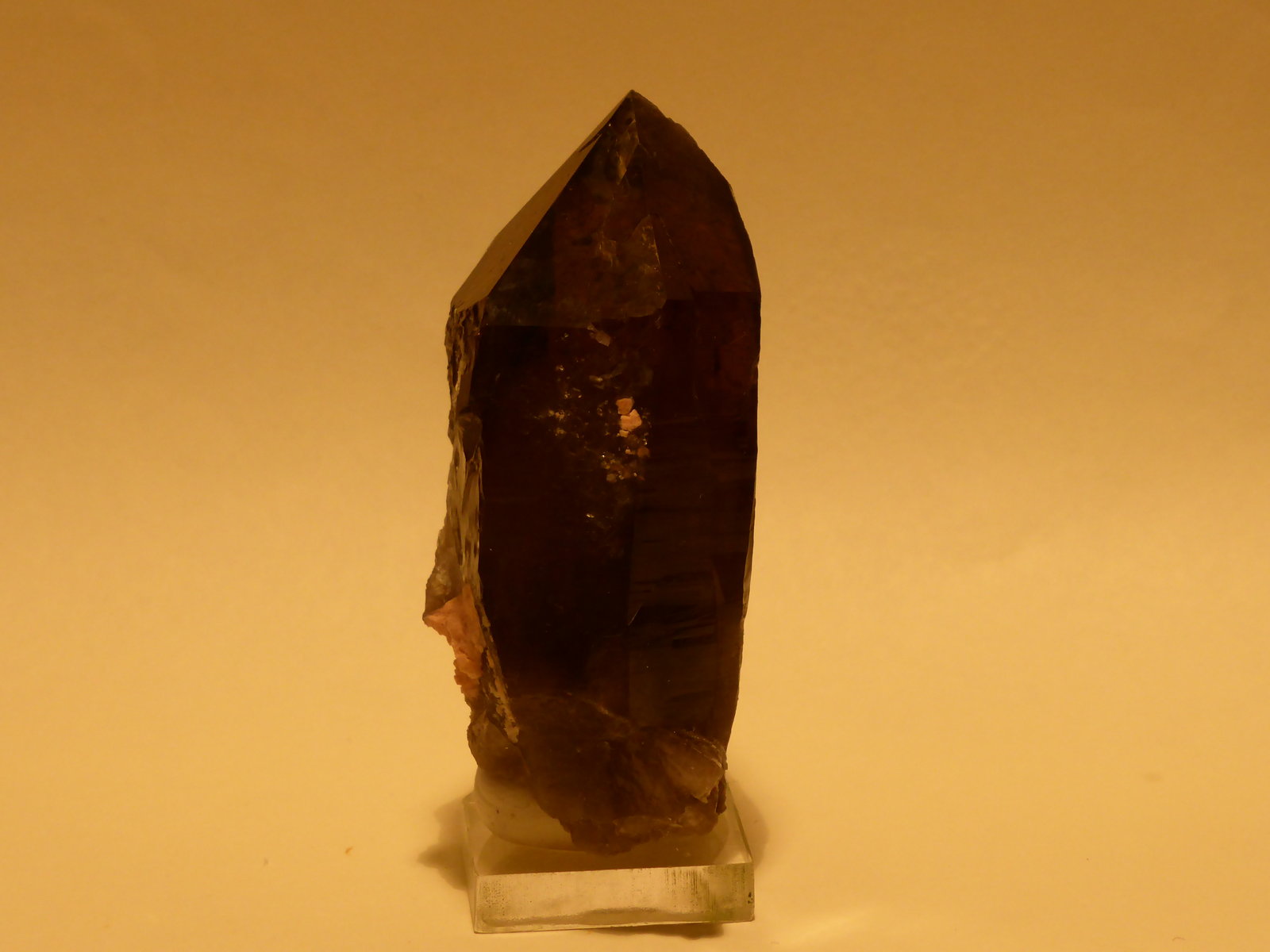 Cuarzo (variedad ahumado)
7x3,5 cm
(Autor: Ander Ispizua Juan)