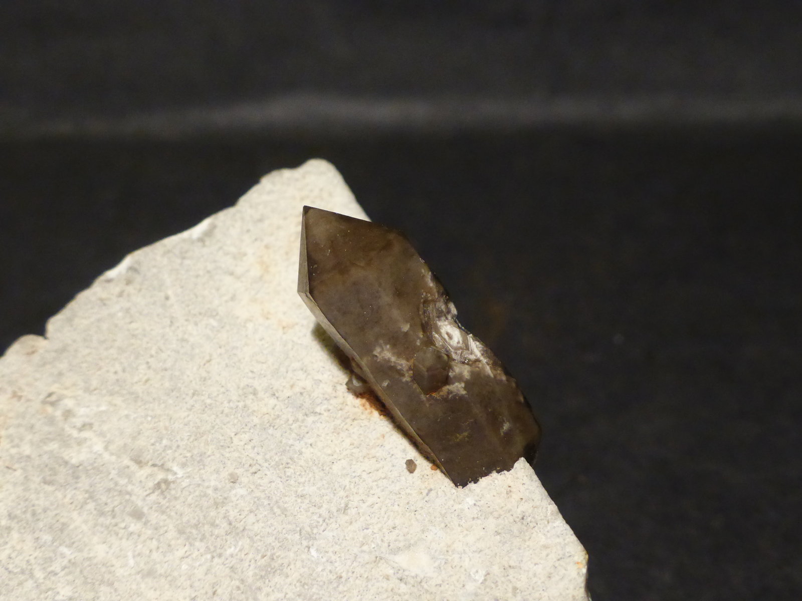 Cuarzo
4,5x4 cm
(Autor: Ander Ispizua Juan)