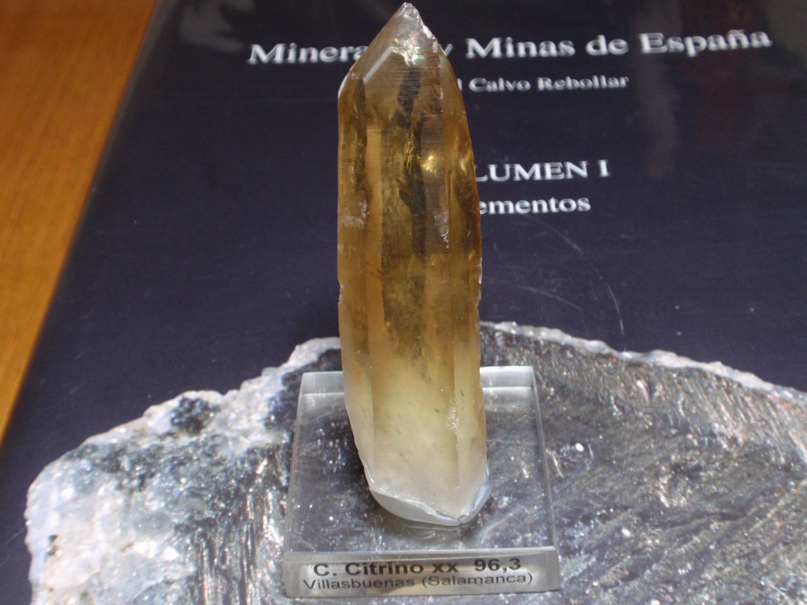 Cuarzo (variedad citrino)
20x70 mm
(Autor: Ignacio)