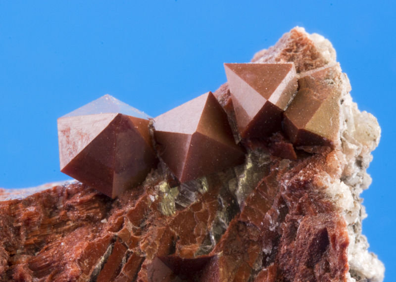 Cuarzo (variedad jacinto de compostela)
cristales 8mm
(Autor: Ramon A  Lopez Garcia)