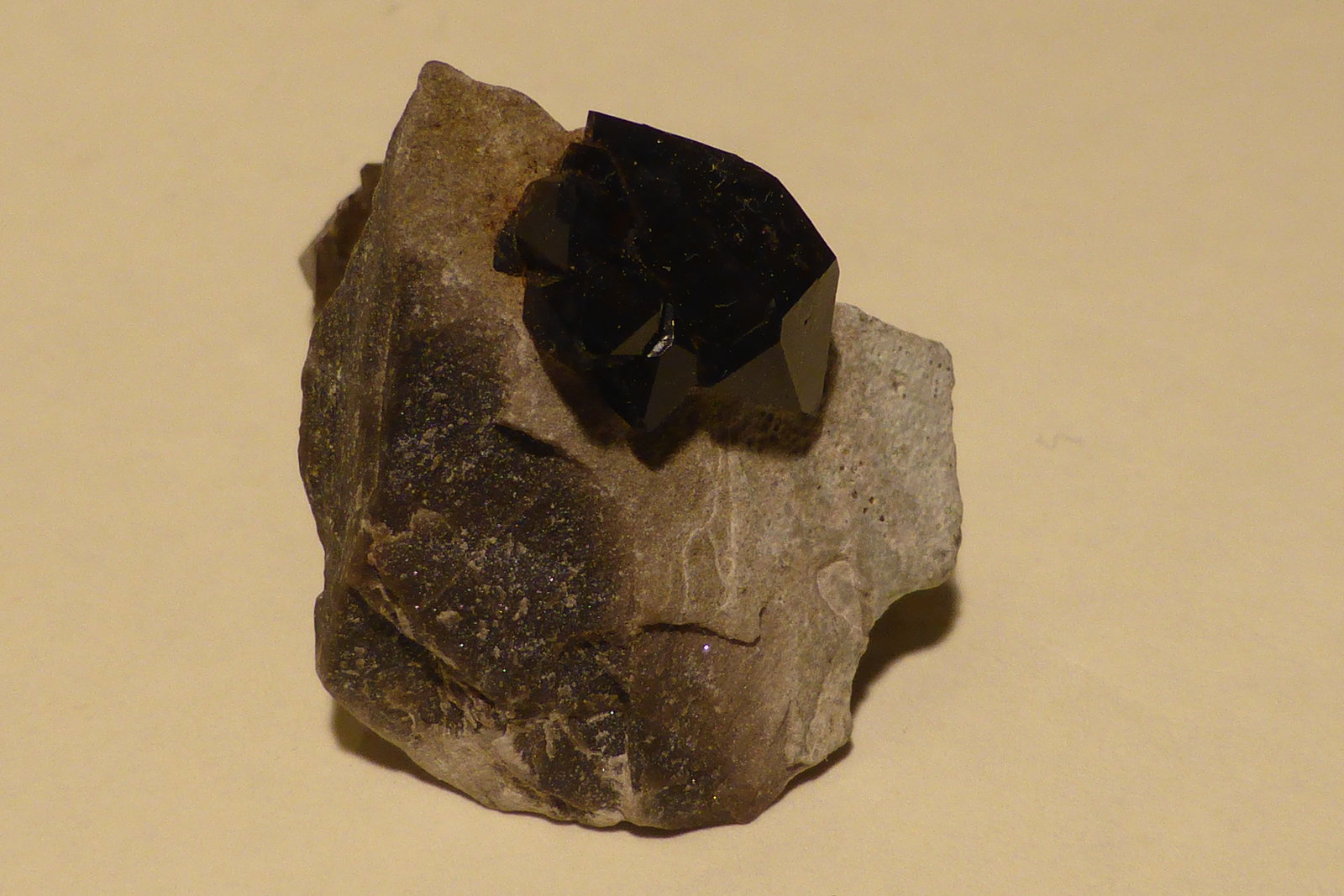 Cuarzo
2,5x2 cm
(Autor: Ander Ispizua Juan)