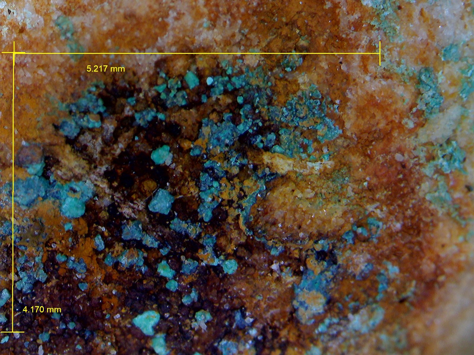 Cuprita.
5´217 x 4´170 mm.
(Autor: Jesus Franquesa Baucells)