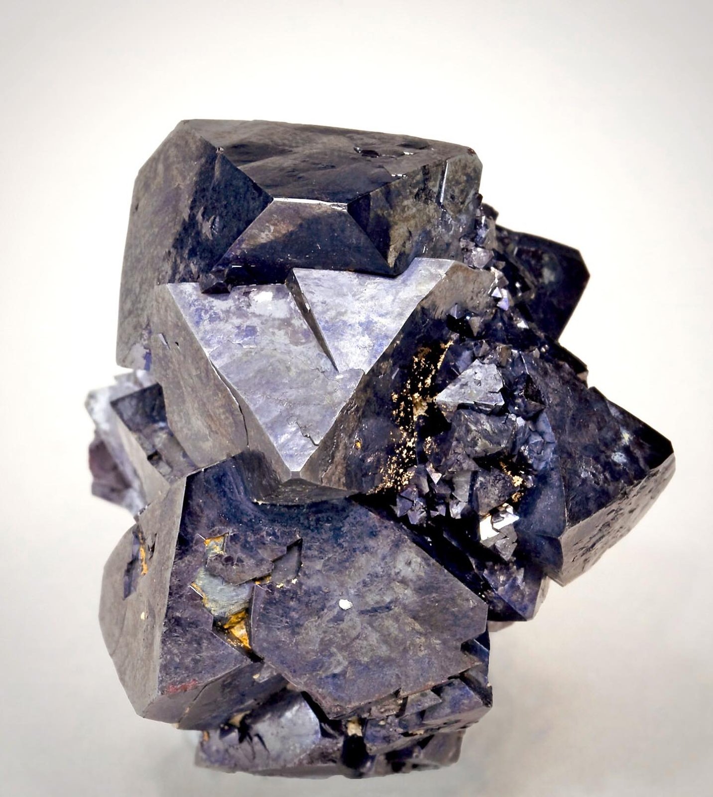Cuprita con Plata
3.5 × 3.2 × 3 cm
(Autor: Jordi Fabre)