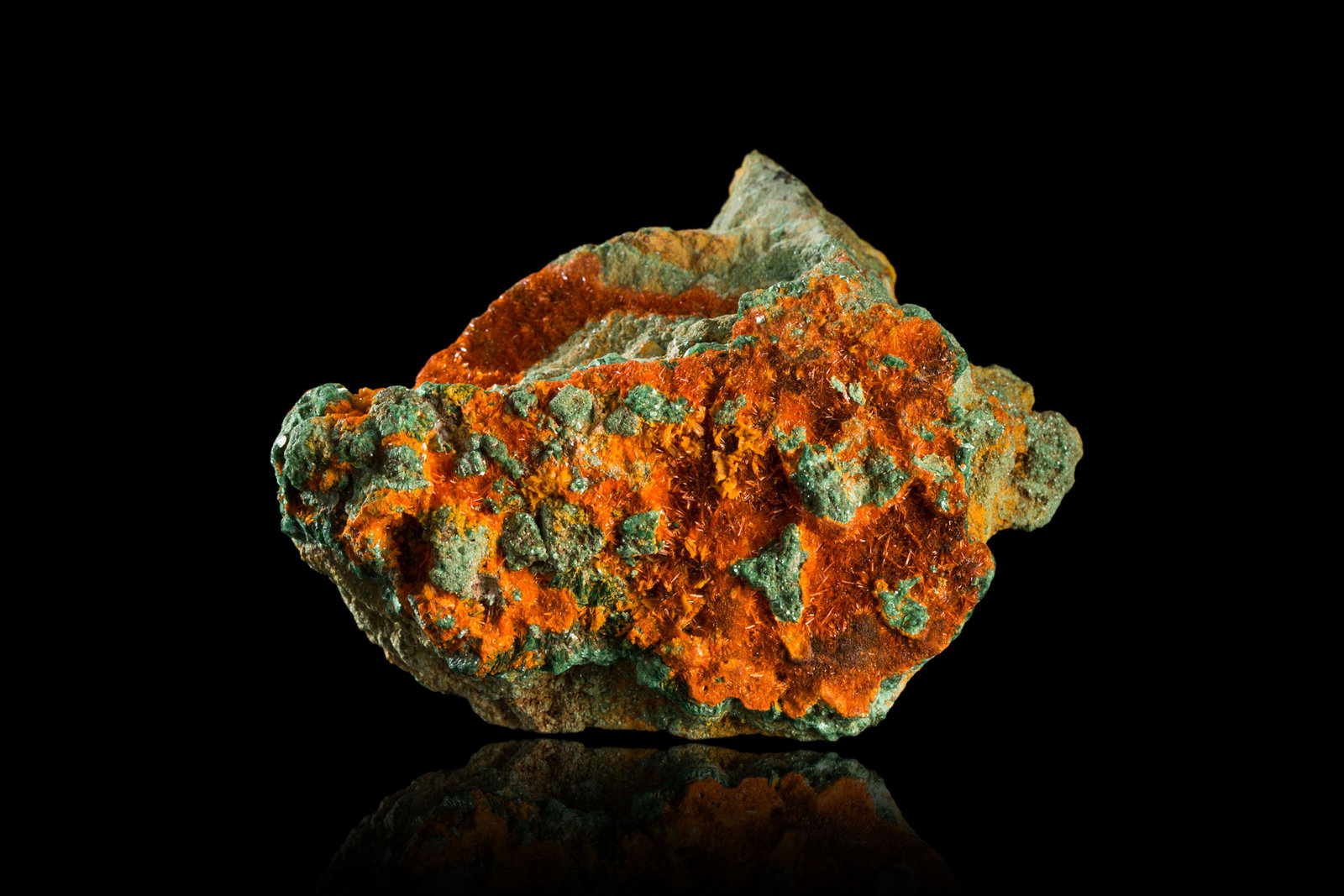 Curita
6.5 x 5 x 3.5 cm / Cristal principal: 0.2 cm
(Autor: Museo MIM)