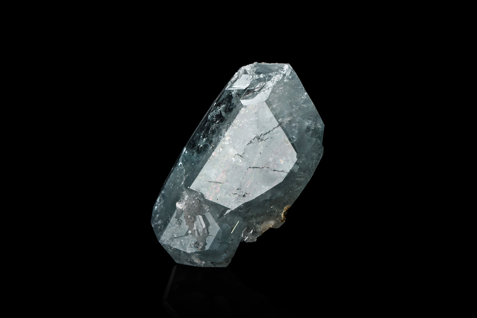 Datolita
3.5 x 2 x 6 cm
(Autor: Museo MIM)