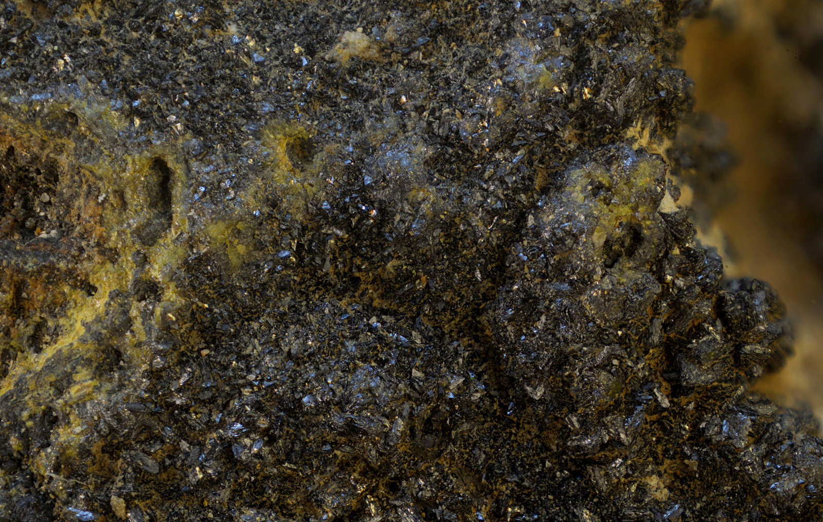 Descloizita
Campo de visión de 10 mm.
(Autor: Antonio Carmona)