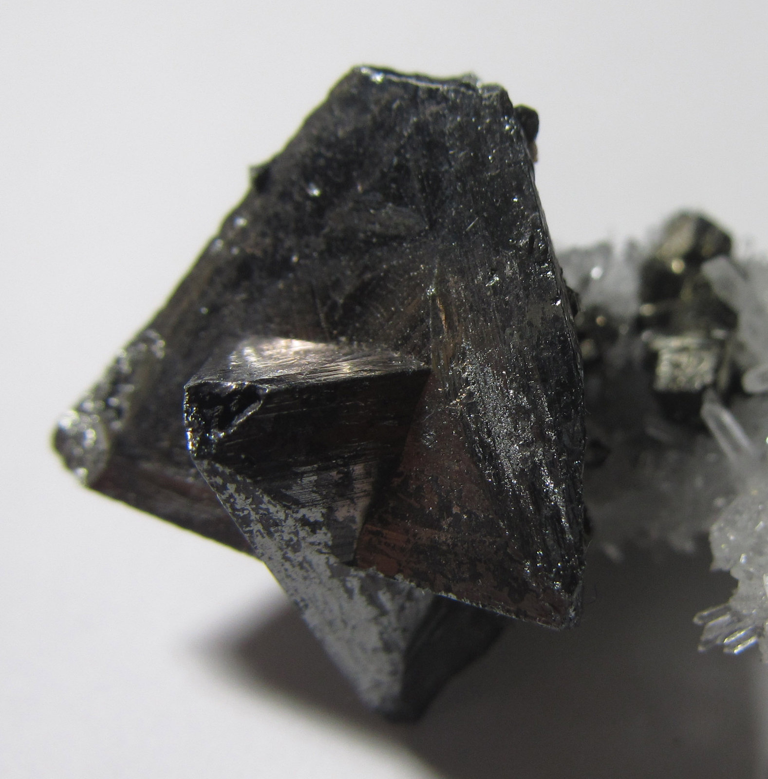 Tetraedrita
2 x 2 cm.
(Autor: prcantos)