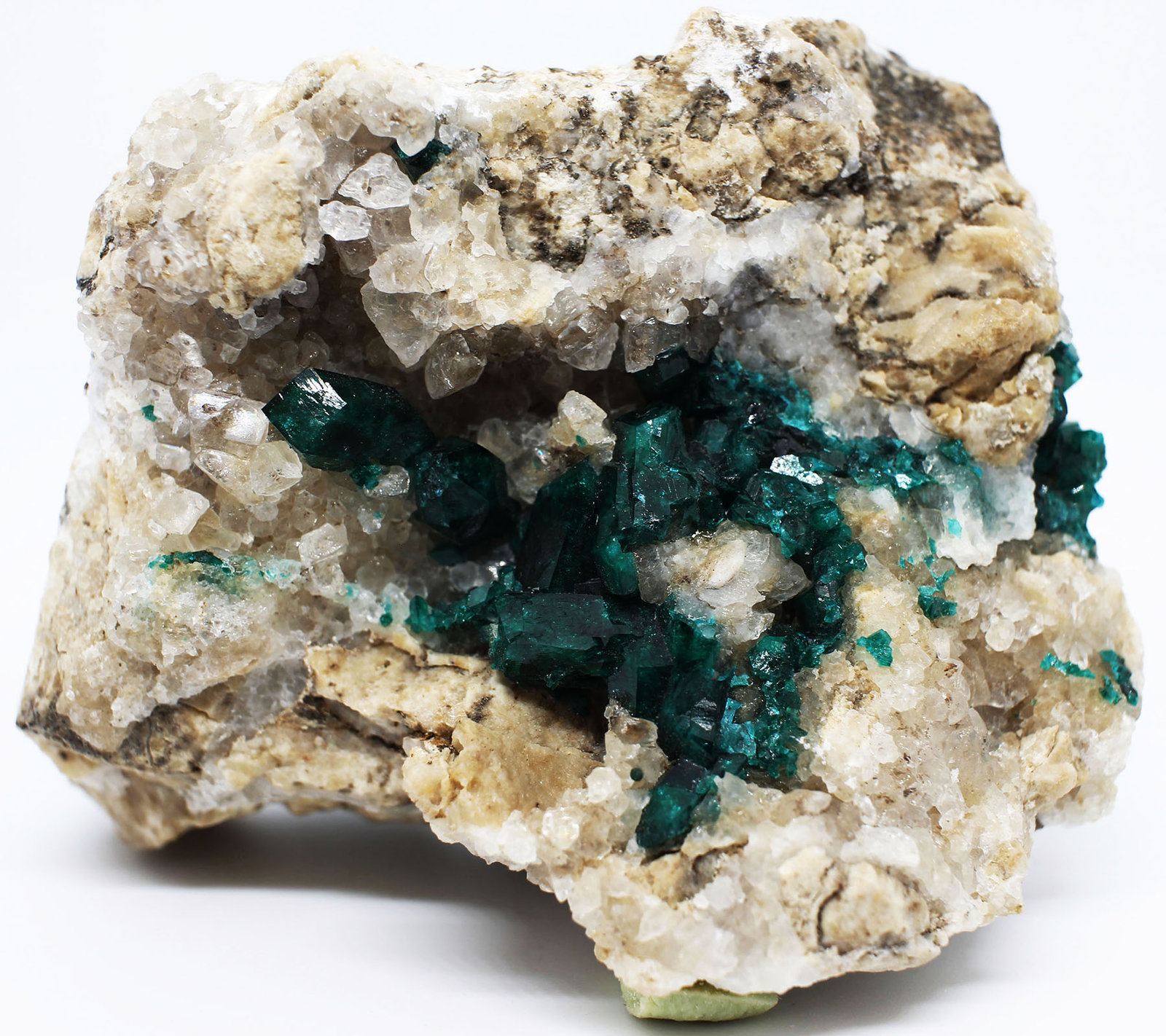 Dioptasa
6x4.5x3 cm
(Autor: Luis Edmundo Sánchez Roja)