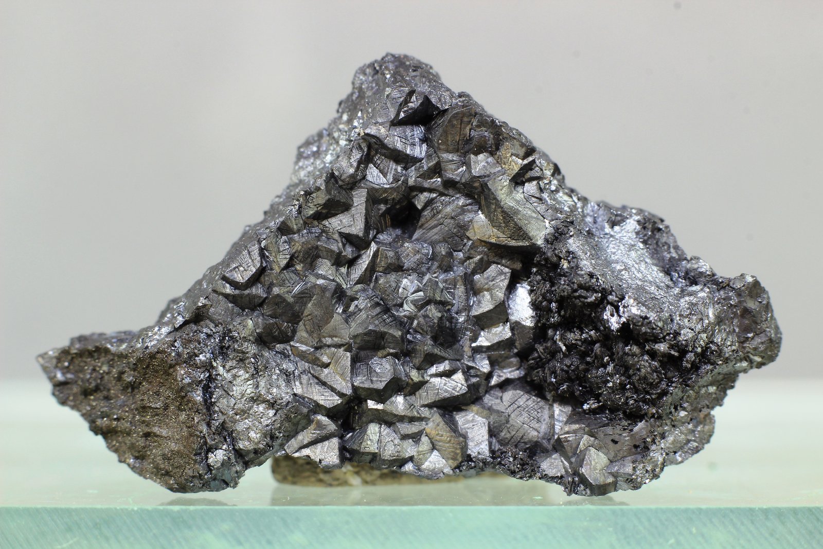Djurleíta
25x12 mm.
(Autor: Juan Espino)