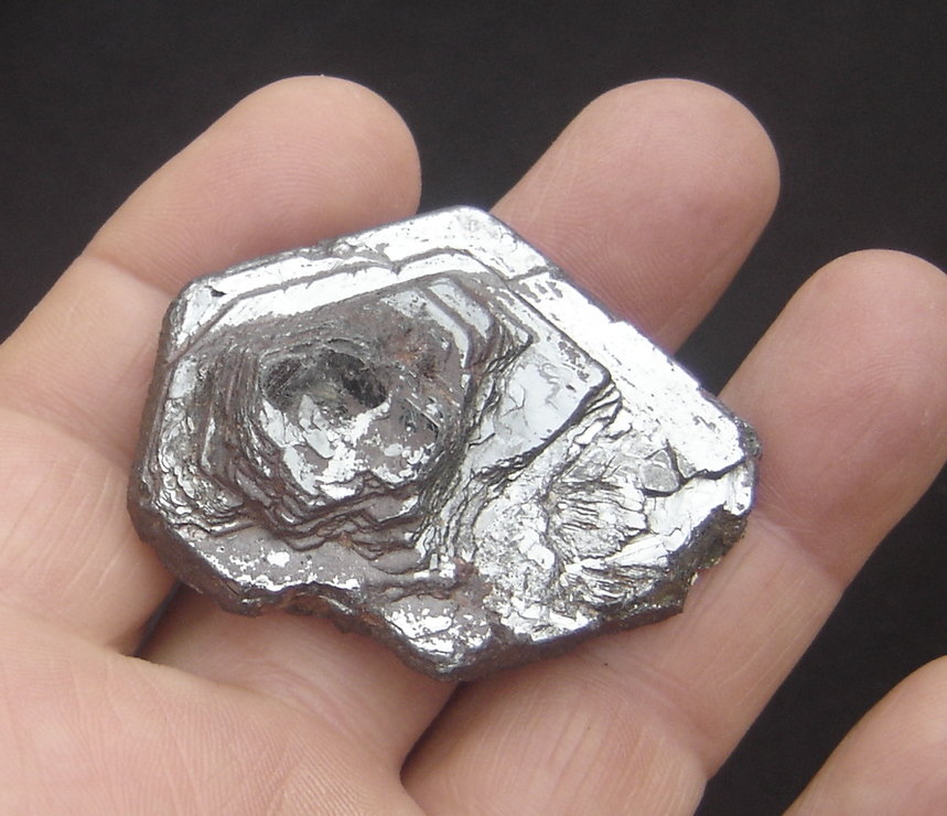 Hematites
3,8 x 3,7 x 1,5 cm
(Autor: Anisio Claudio)