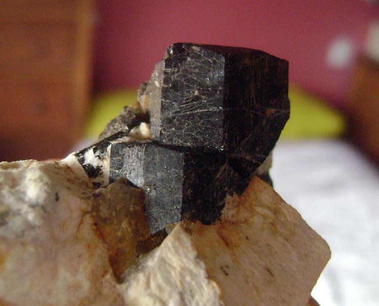 Turmalina
Cristal mayor 3 cm
(Autor: usoz)