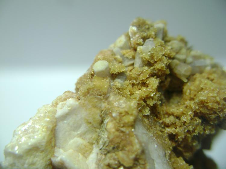Apatito
Cristal mayor 7 x 3 milimetros
(Autor: P. apita)