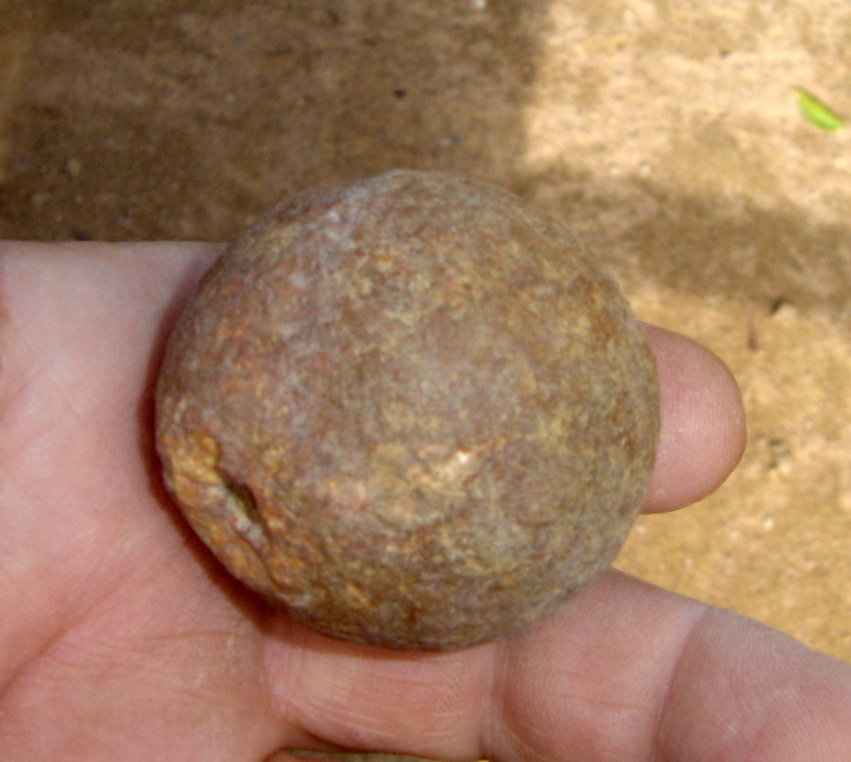 Gibbsita
4 x 4 x 3,4 cm
(Autor: Anisio Claudio)