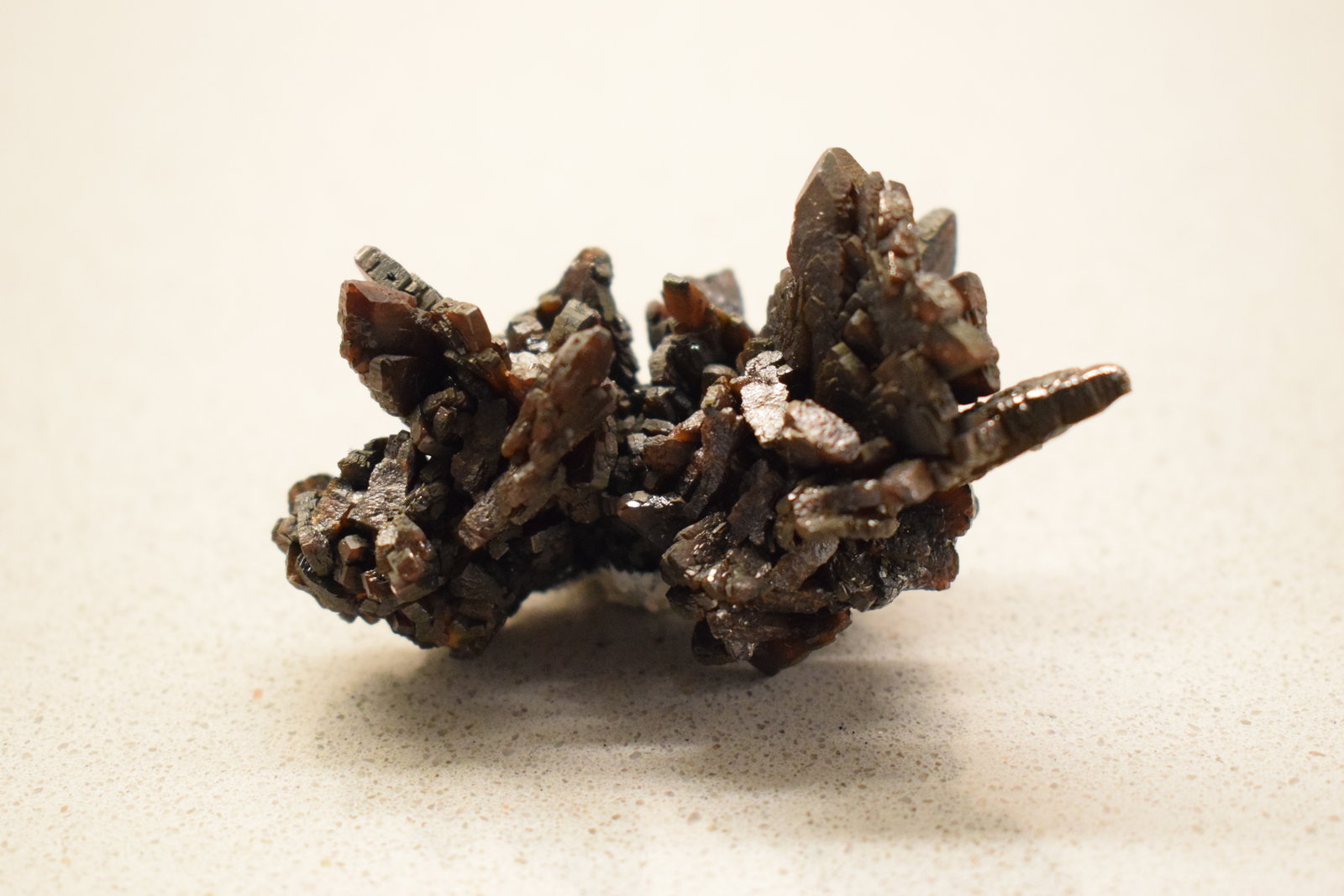 Descloizita
6 x 3,5 x 3 cm
(Autor: Antonio Alcaide)