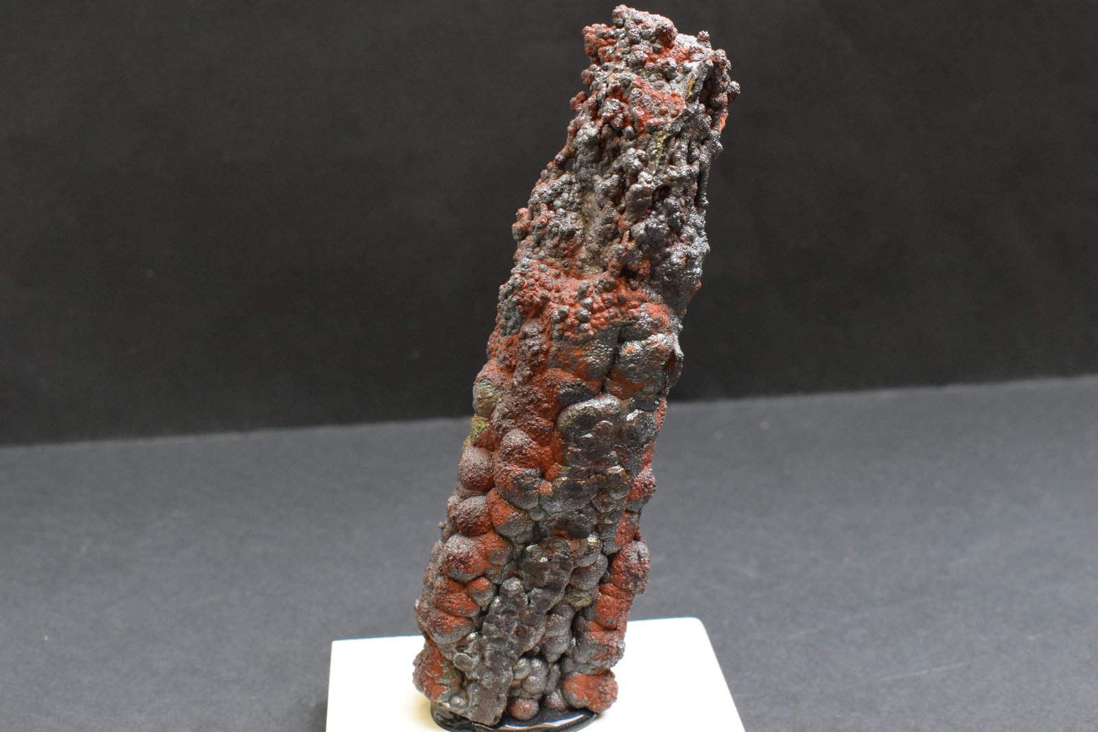 Goethita
12 x 4 x 3 cm
(Autor: Antonio Alcaide)