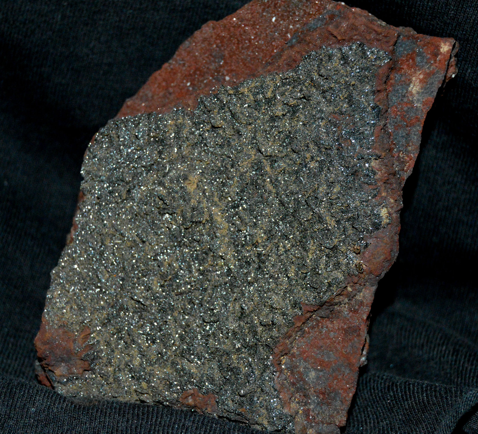 Pirolusita
67mm x 46mm
(Autor: DPC)