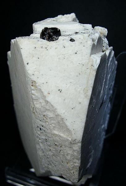 Granate sobre ortoclasa
7 x 5 cm
(Autor: Juan Cabezas)
