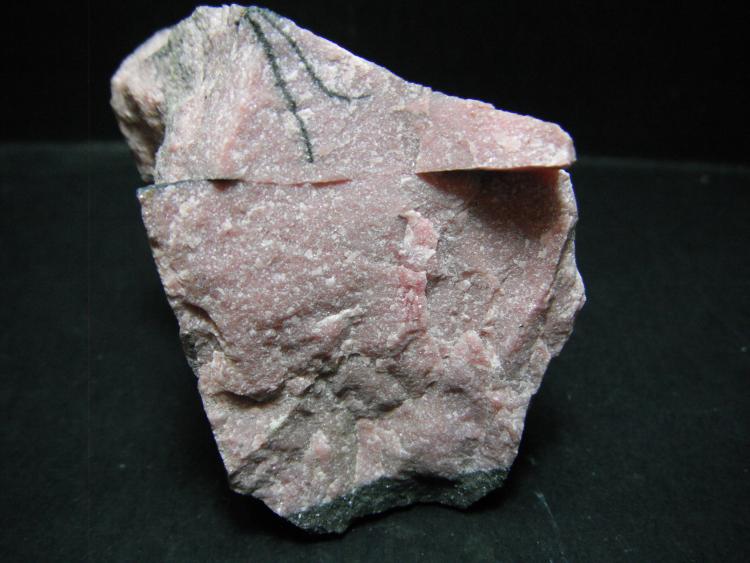 Piroxmangita
6 x 5 x 4 cm.
(Autor: Carles Rubio)