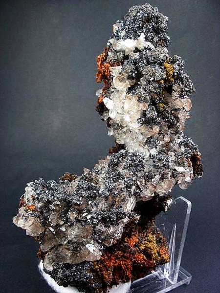 Descloizita con calcita
14 x 10 cm.
(Autor: Juan Cabezas)