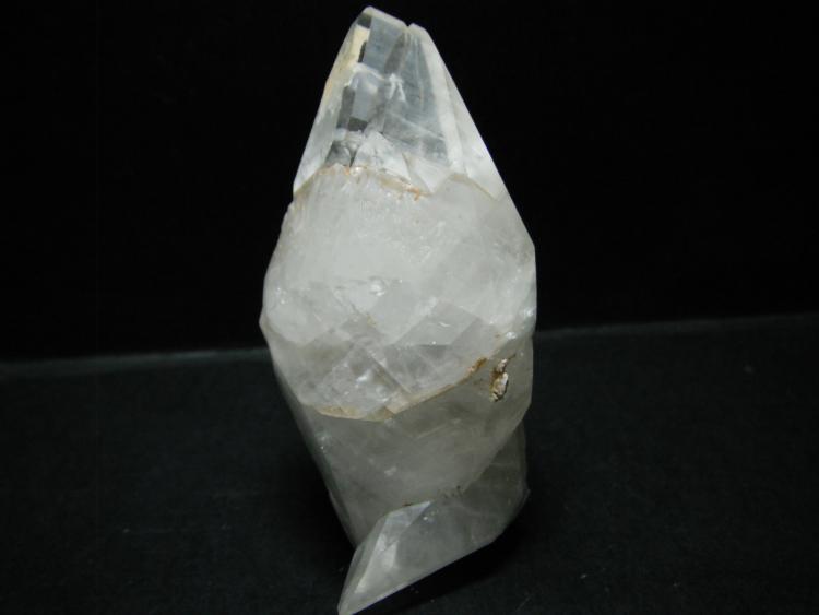 Calcita.
7,5 x 3,5 x 3,5 cm.
(Autor: Carles Rubio)