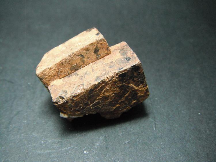 Pirita limonitizada.
3 x 3 x 2 cm
(Autor: Carles Rubio)
