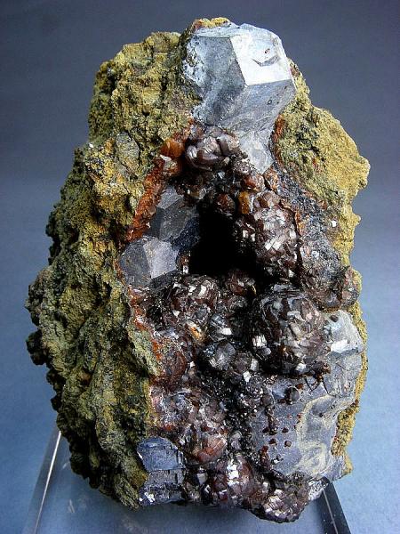 Galena con Smithsonita (variedad monheimita)
6 x 4 cm.
(Autor: Juan Cabezas)