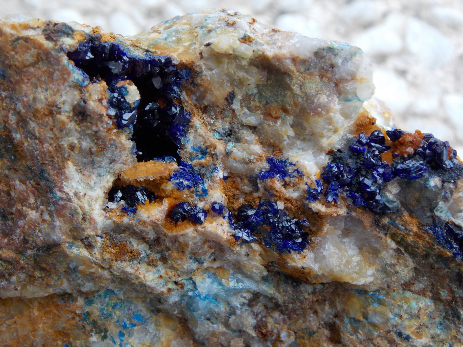 Azurita
8 x 7 x 3 cm.
(Autor: Carles Rubio)
