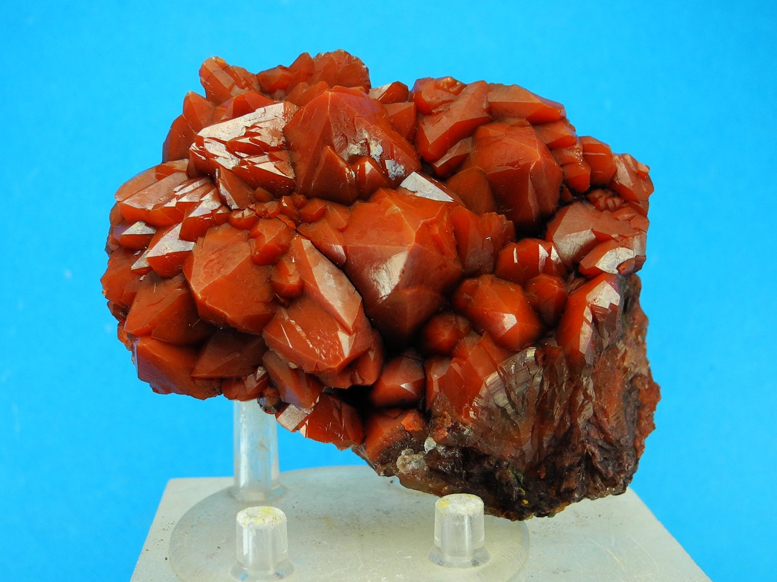 Cuarzo
8 x 5.5 cm
(Autor: Diego Navarro)