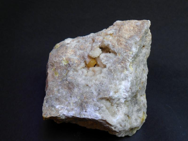 Azufre
8 x 8 x 6 cm
(Autor: Antonio Alcaide)