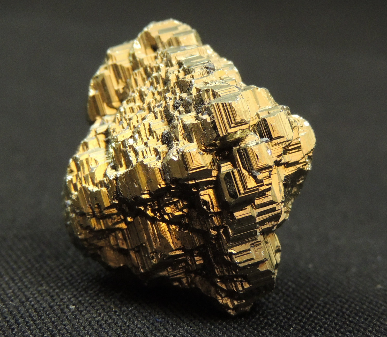 Pirita
5 x 4 x 4 cm
(Autor: Ricardo Melendez)