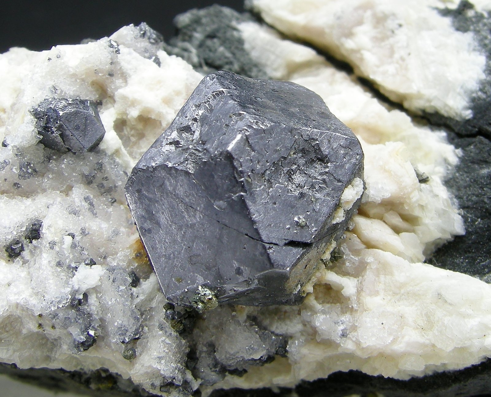 Galena
Cristal de 2.5 cm.
(Autor: Diego Navarro)