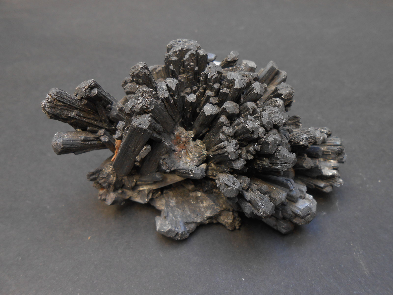 Estibnita
10 x 6 x 5 cm
(Autor: Antonio Alcaide)