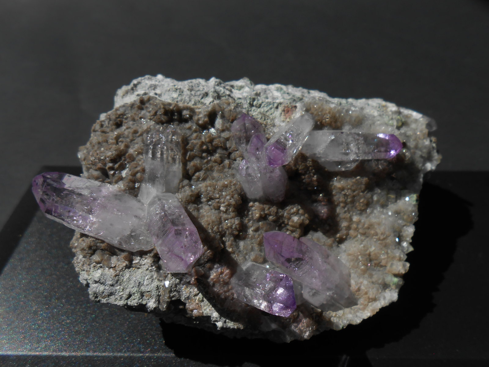 Cuarzo (variedad amatista)
9 x 6 x 3,5 cm
(Autor: Antonio Alcaide)