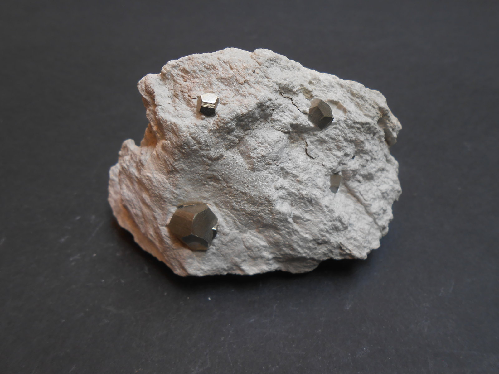 Pirita
8 x 5 x 4,5 cm
(Autor: Antonio Alcaide)