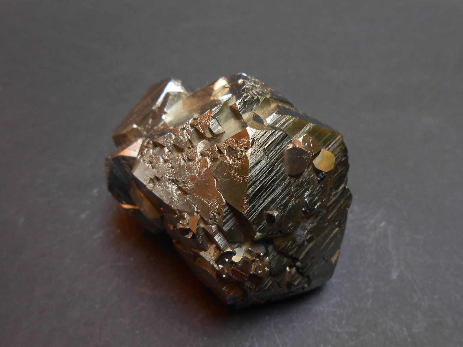Pirita
6 x 4 x 4 cm
(Autor: Antonio Alcaide)