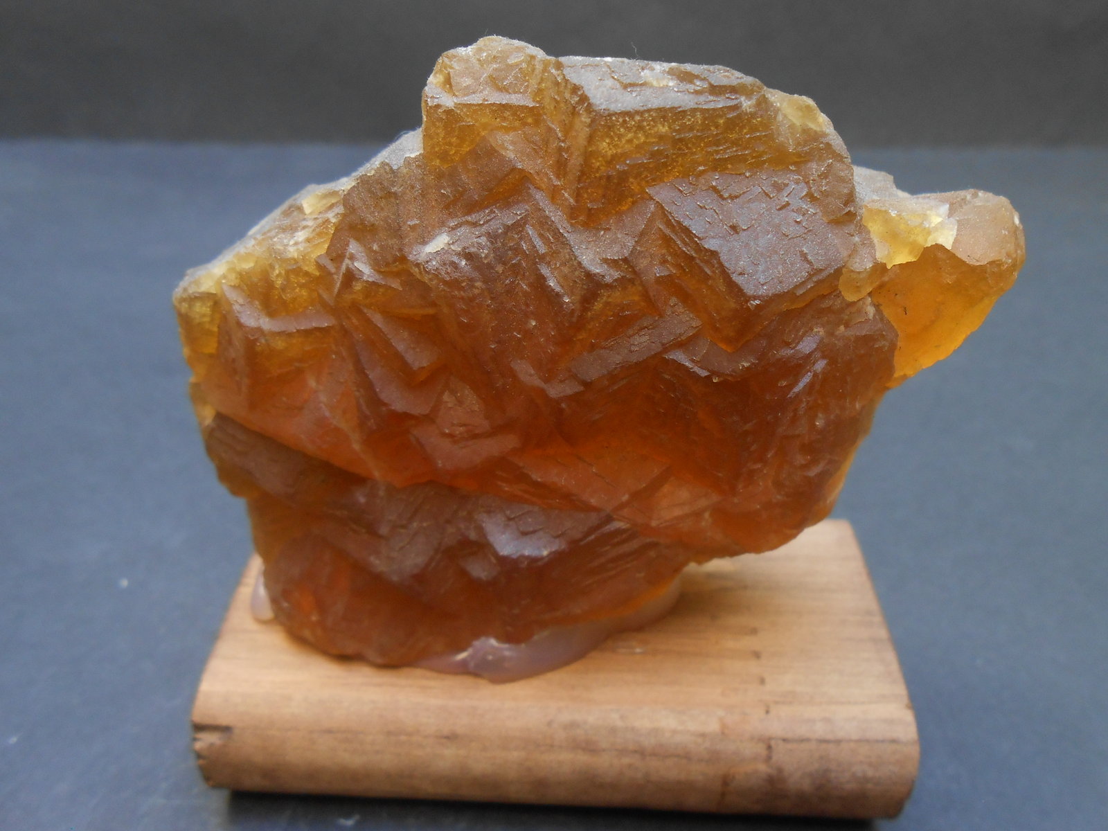 Fluorita
9  x 6,5 x 2,5 cm
(Autor: Antonio Alcaide)