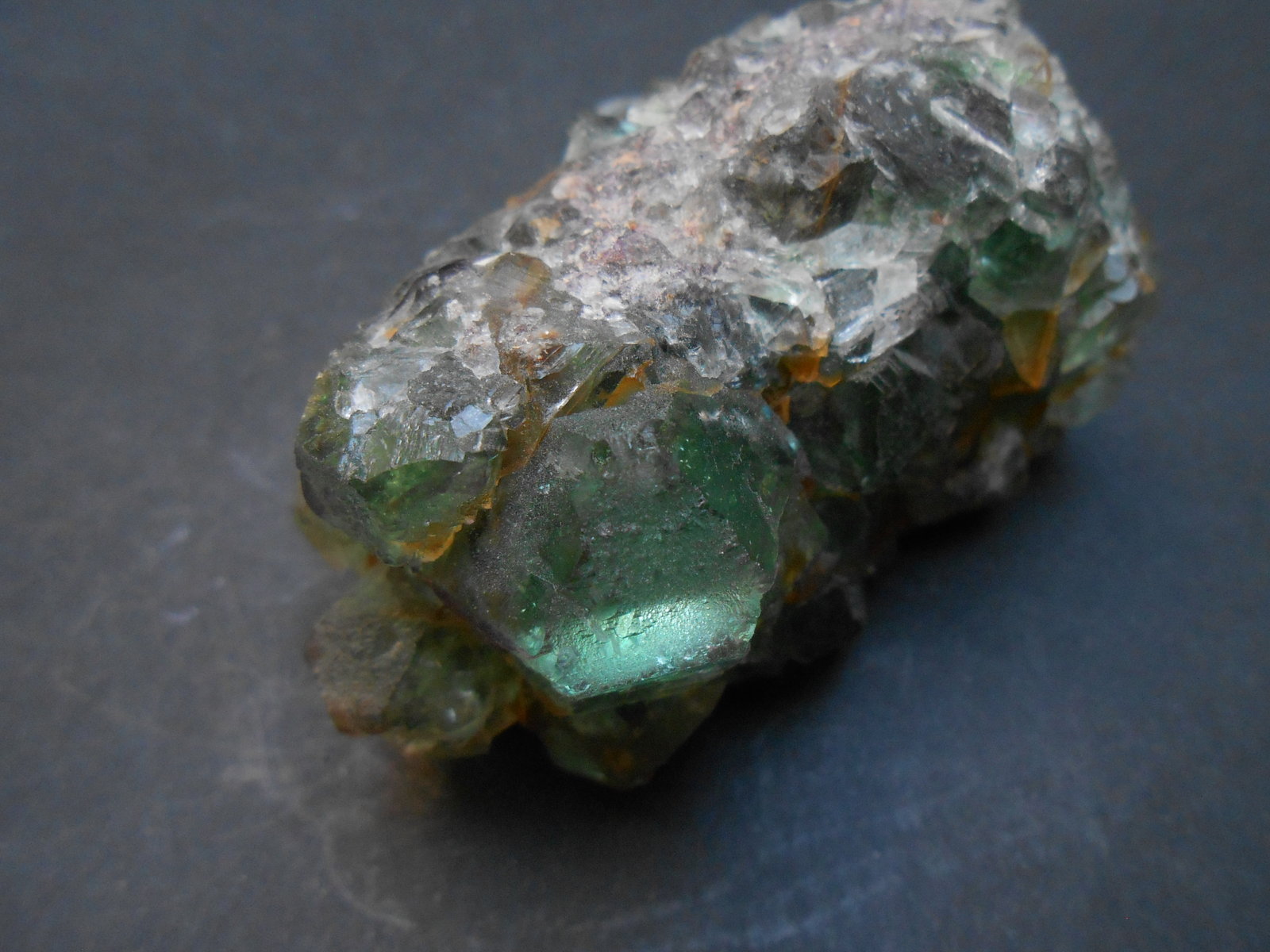 Fluorita
7,5 x 3,5 x 5 cm
(Autor: Antonio Alcaide)