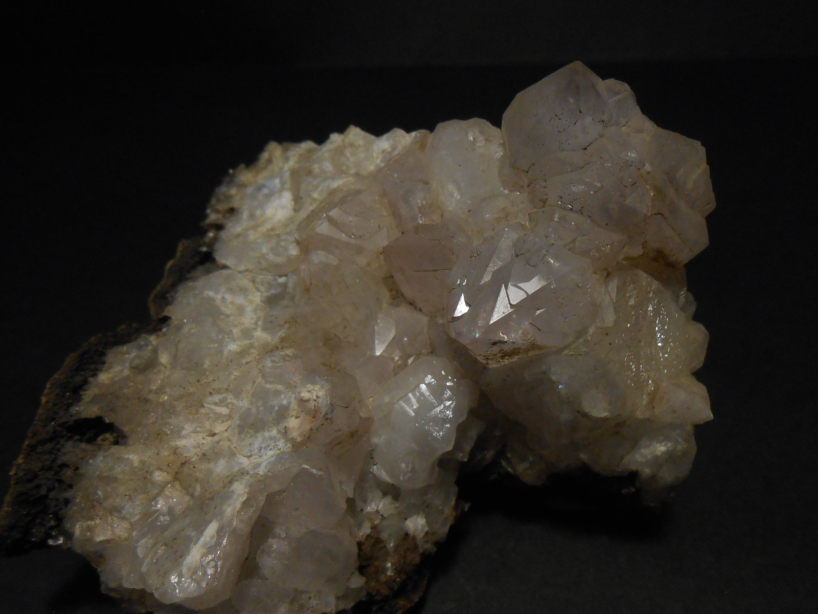 Cuarzo (variedad amatista)
10 x 8 x 6 cm
(Autor: Antonio Alcaide)