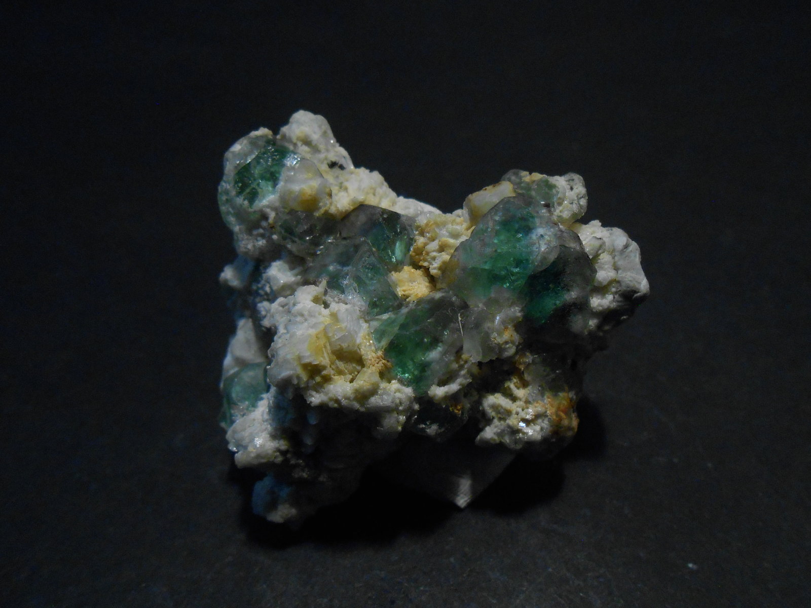 Fluorita
5 x 4 x 2,5 cm
(Autor: Antonio Alcaide)