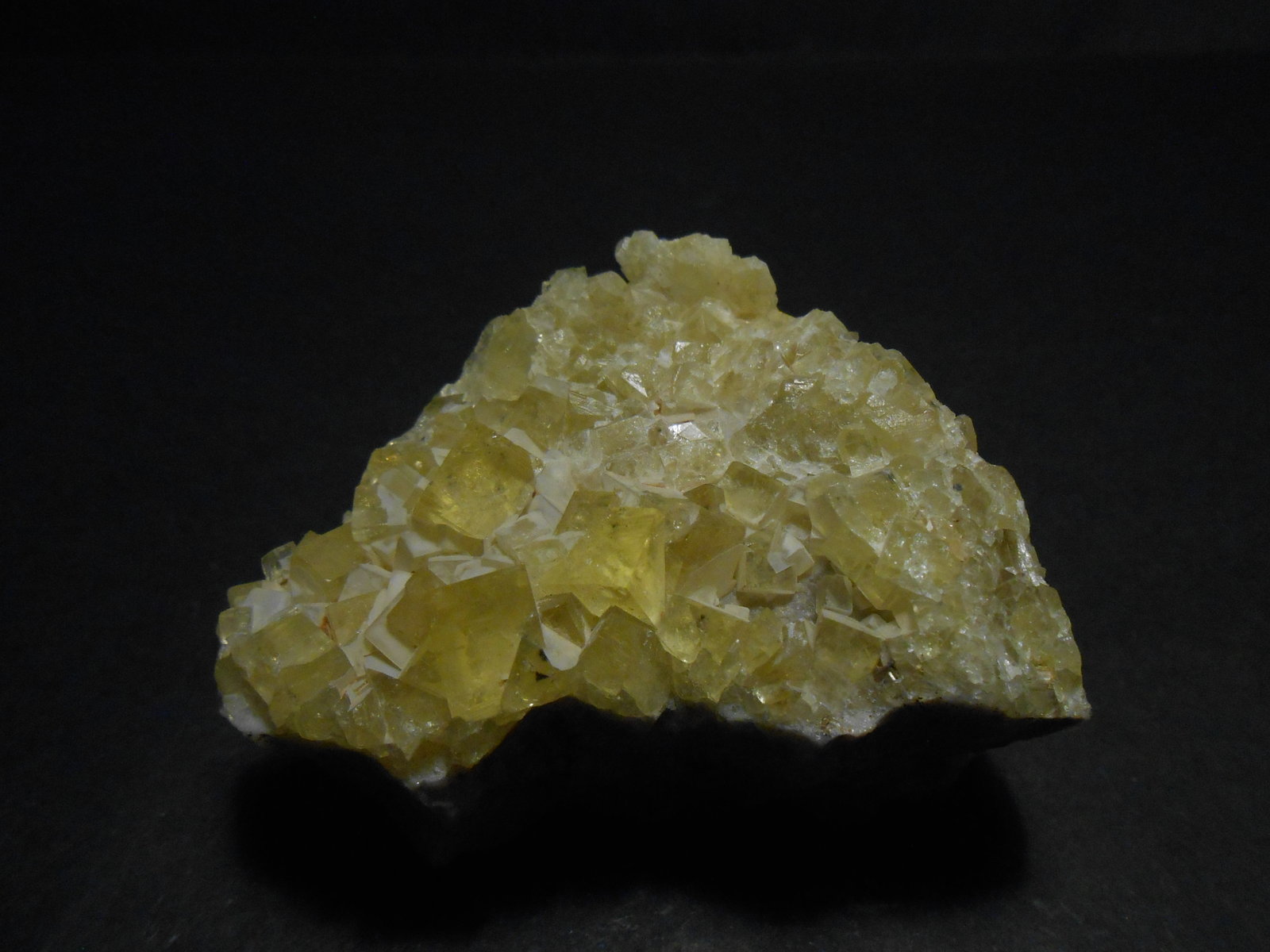 Fluorita
6 x 5,5 x 3 cm
(Autor: Antonio Alcaide)